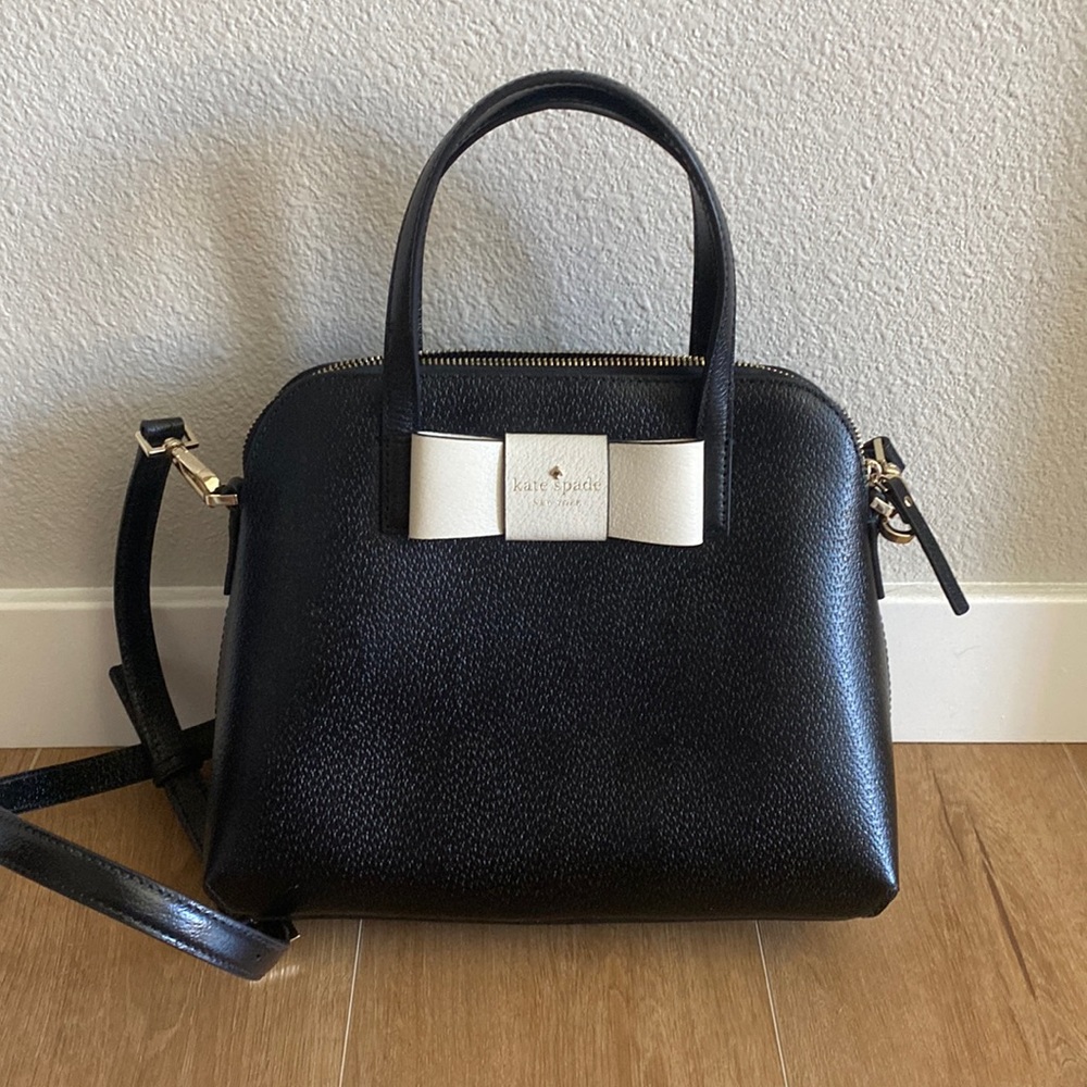Kate Spade bow bag (never worn)